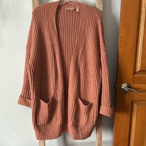 Cardigan Buckle Willow-root